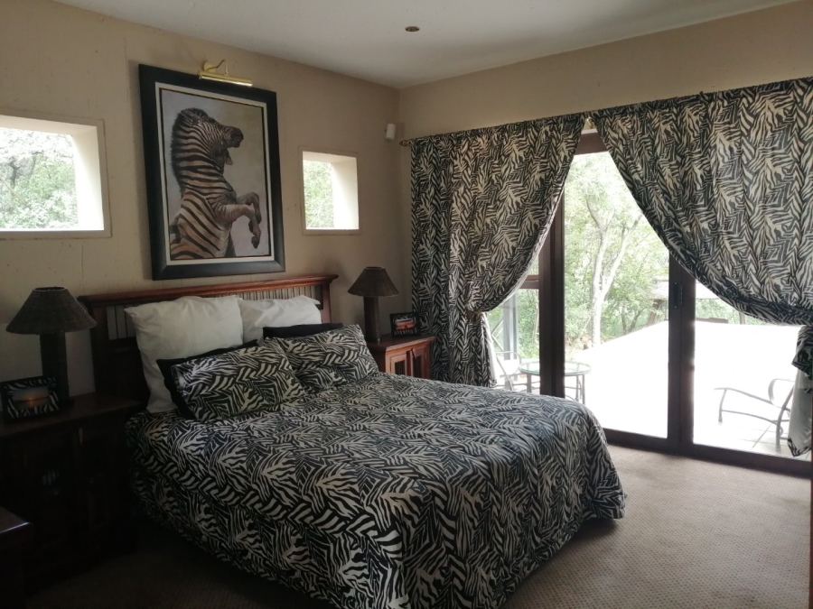 4 Bedroom Property for Sale in Boschenvaal River Front Lodges Free State